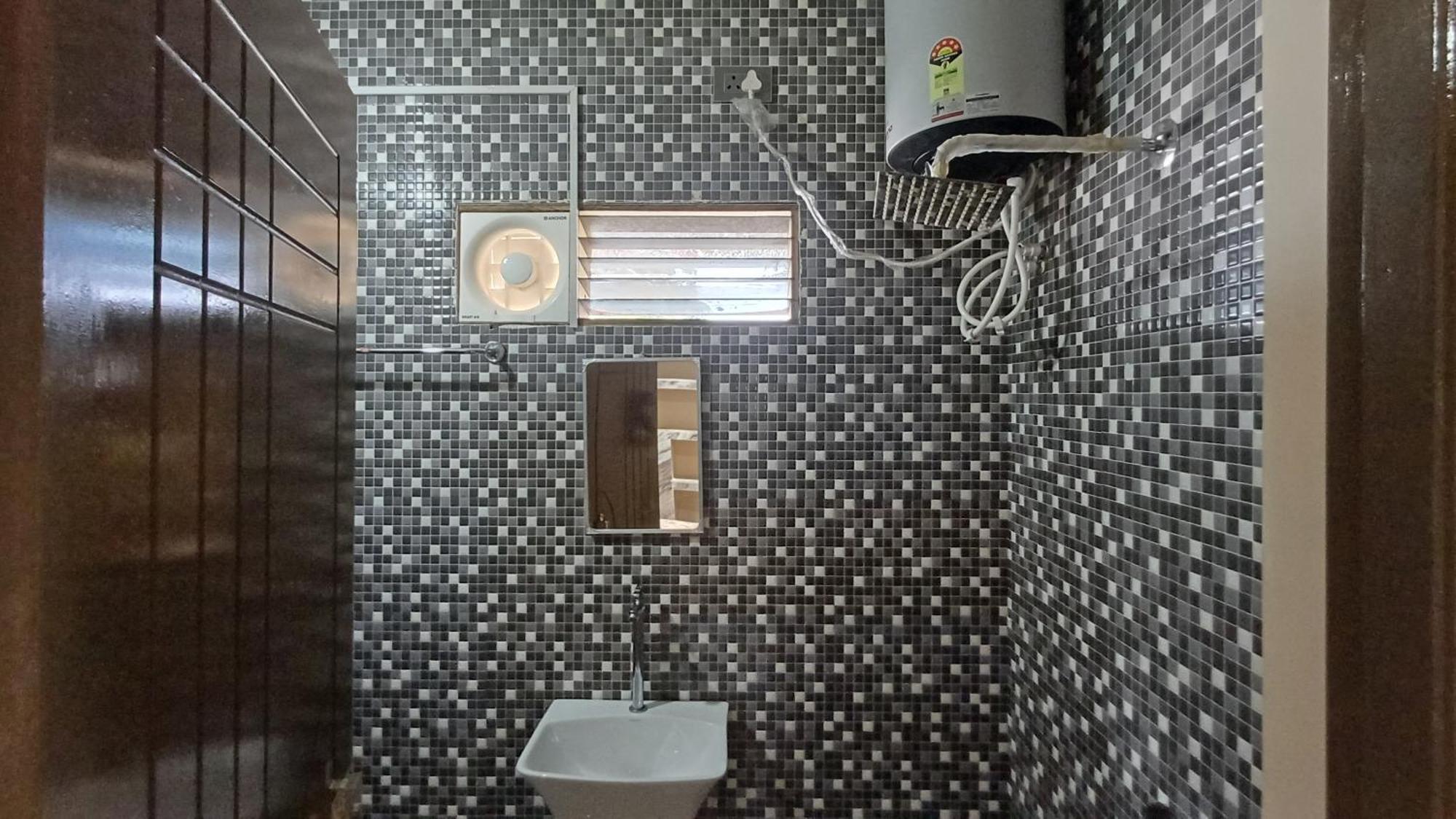 Shi'S Thulasi 2Bhk In Coimbatore Near To Karpagam College, Palakkad Highway, Rathinam College And More Exterior photo